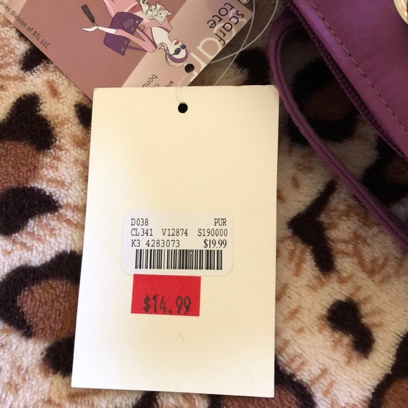 Purple Tote w/polka dot scarf and accessories - Picture 7 of 7